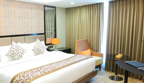 Presidential Club Suite (Access to the Club Lounge for guests aged 18 or above)