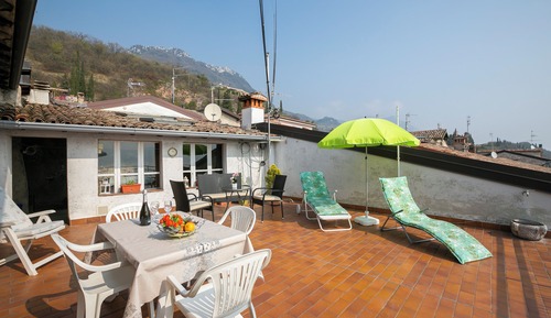 Standard Townhome, 3 Bedrooms, 2 Bathrooms, Mountainside (Angela -Terrace & beautiful View lake)