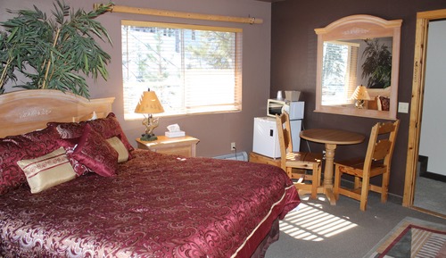 Room 305, Lion King Room ,1 King Bed