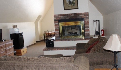 Family Room 401, 2 Bedrooms, 2 Queen Beds