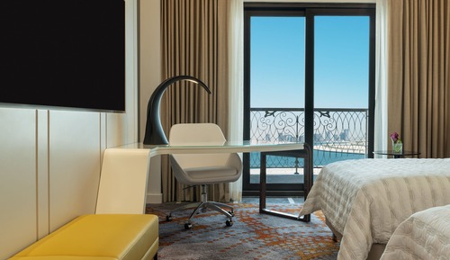 Classic Room, 1 King Bed, Non Smoking