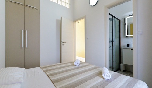 Apartment (One bedroom apartment with Balcony an)