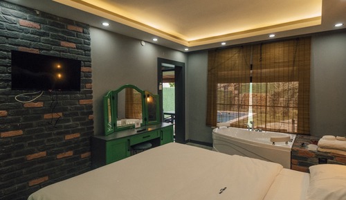 World Deluxe 1+1 Hamam (Sunstone)