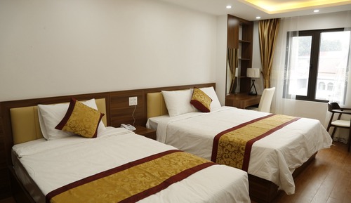 City Triple Room