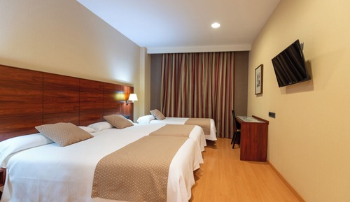 Triple Room