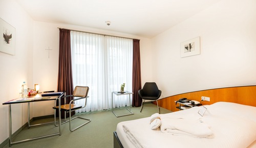 Standard Single Room