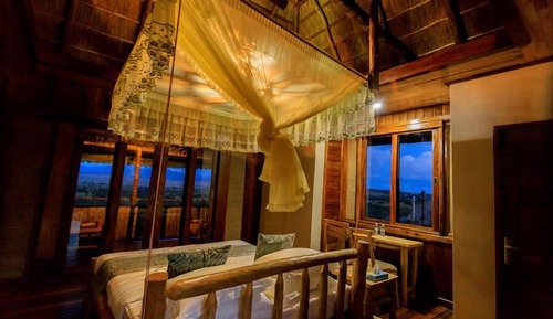 Single Cottage