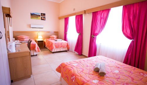 Family Room, 1 Bedroom