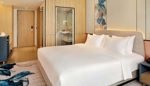 Superior Room, 1 King Bed