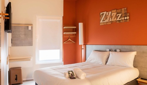 Adapted Room Double Bed