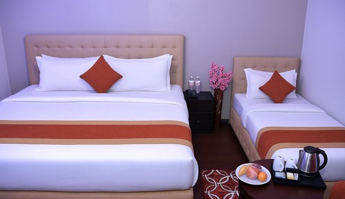 Deluxe Triple Room, City View