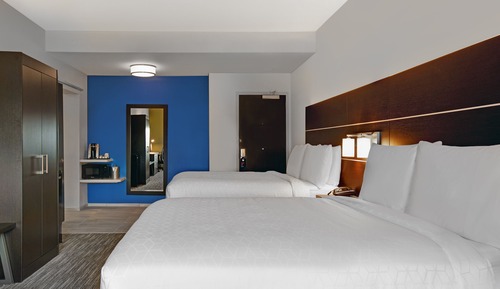 Suite, 2 Queen Beds