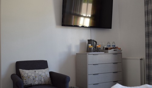Standard Double Room, Ensuite (Beech)