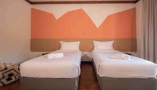 Standard Twin Room