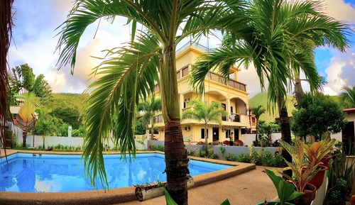 Standard Studio, 1 Queen Bed, Pool Access