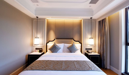 Superior Room, 1 King Bed, Smoking