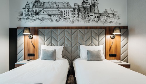 Standard Twin Room