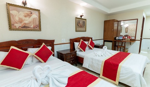 Family Twin Room