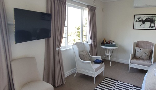 Kingfisher Room