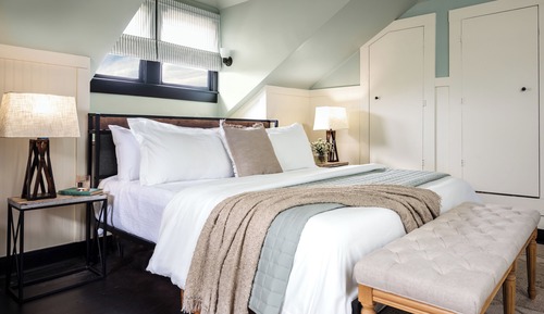 Exclusive Suite, 1 King Bed (The Loft)
