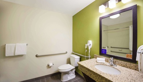 Room, 2 Queen Beds, Accessible, Non Smoking