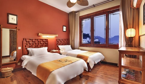 Village View Twin Room