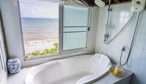 Premier Villa, Beachfront