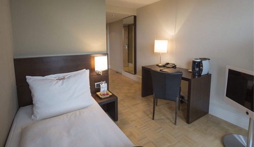Single Room (Cube)