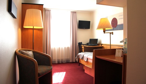Standard Single Room