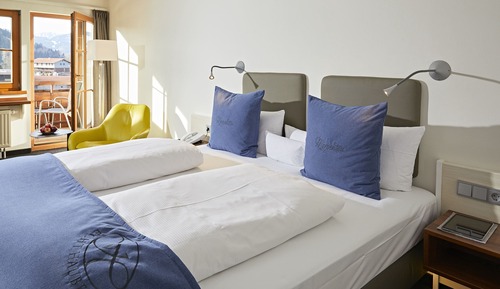 Double Room (Studio West)