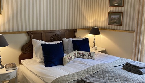 Basic Double Room