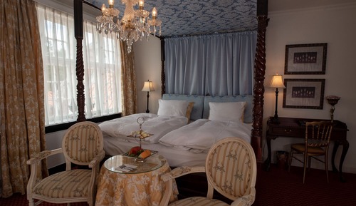 Suite