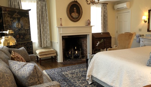 Adams Suite