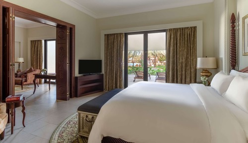 Club Suite, 1 King Bed, Terrace, Ground Floor (Prestige - Club Millesime Access)