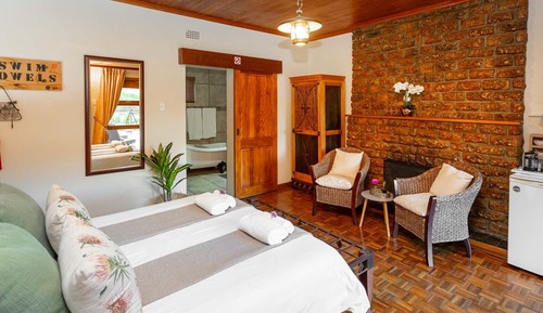 Standard Room (Clivia)