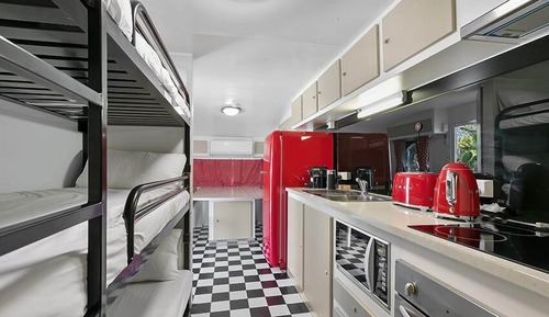 Retro Bel Air Caravan (Shared Toilet)