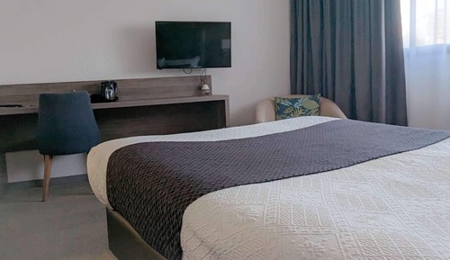 Family Room, Multiple Beds