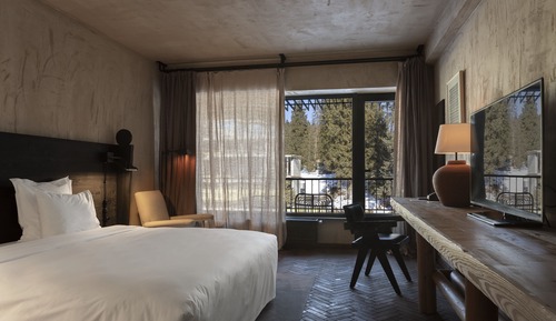 Standard Room, 1 King Bed