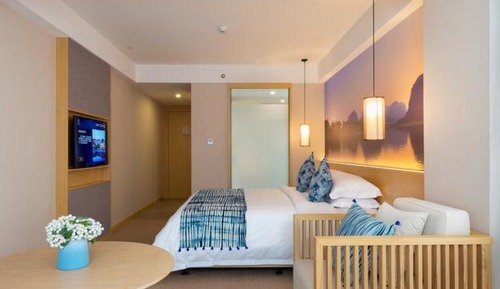 Superior King Room