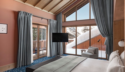 Deluxe Suite