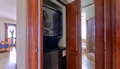 Luxury Villa, 1 Bedroom, Balcony, Beachside