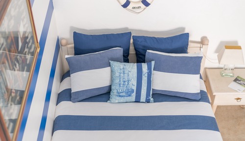 Blue Marine Apartment