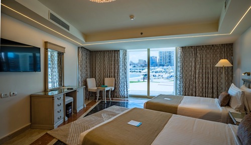 Executive Jacuzzi Suite
