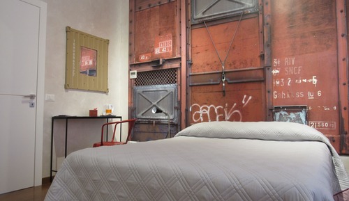 Superior Double Room, City View (In Treno)
