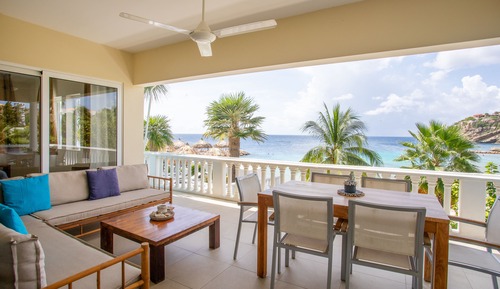 Oceanfront 3 bedroom apartment