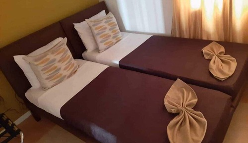 Comfort Room, Multiple Beds, Balcony