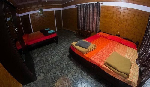 Classic Twin Room