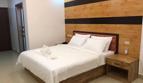 Superior King Room