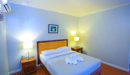 Queen-Bed Room