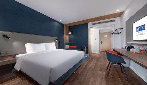 Room (Specialty)